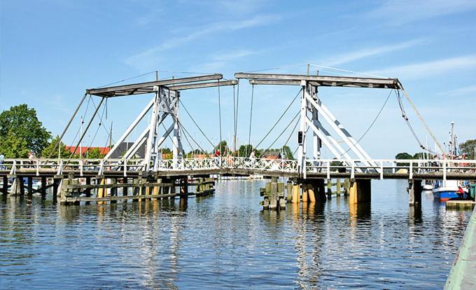 Hotel Zur Bruecke Greifswald Oda fotoğraf